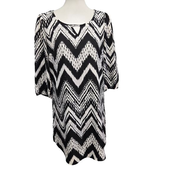 Almost Famous Womens Small 3/4 Blouson Sleeve Chevron Zig Zag Sheath Dress - Picture 1 of 5